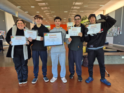 Alunos do Ensino Médio do Colégio Semeador reconhecidos na Creativity Marathon da Full Sail University.